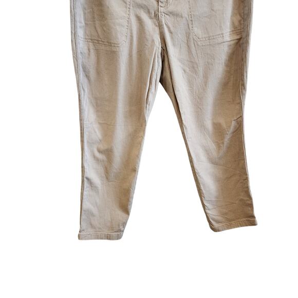 Torrid Mid Rise Slim Straight Leg Chino Pants Flat Fronts Khaki Size 14 - Picture 4 of 11